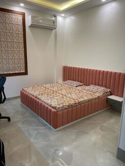 2 BHK Apartment For Rent in Lotus Panache