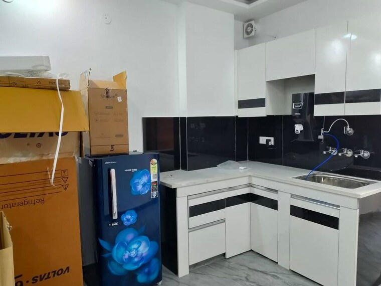 Kitchen, govindpuri 1 Bedroom 368 Sq.Ft. Builder Floor In Govindpuri Delhi 10228069