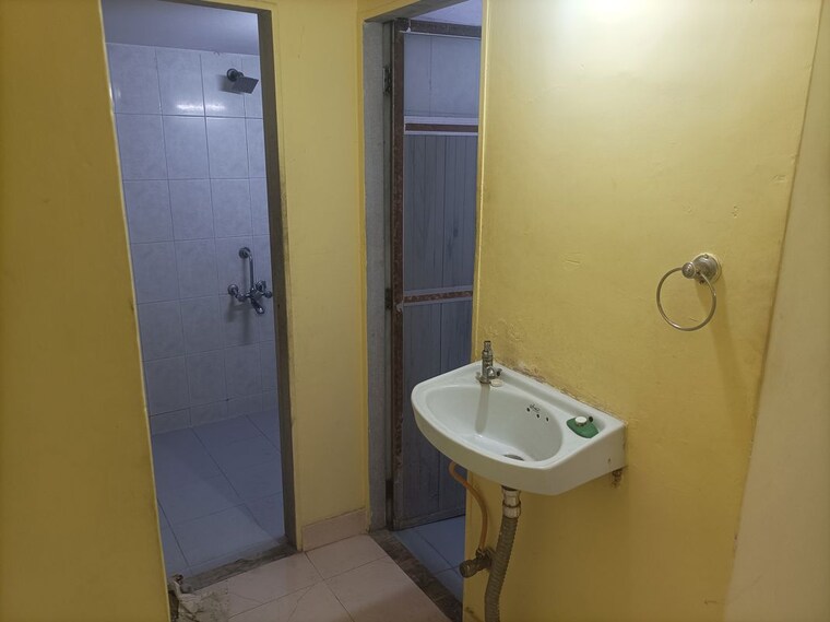 Bathroom, new-nandanvan-chs-brahmand 1 Bedroom 535 Sq.Ft. Apartment In Brahmand Thane 10228079