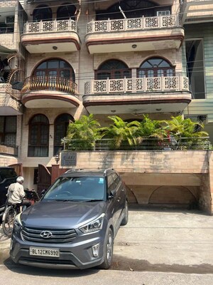 2.5 BHK Builder Floor For Sale in Greater Kailash ii