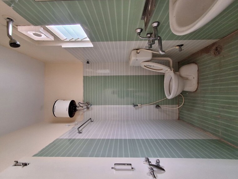 Bathroom, kondapur 3 Bedroom 1600 Sq.Ft. Apartment In Kondapur Hyderabad 10228072