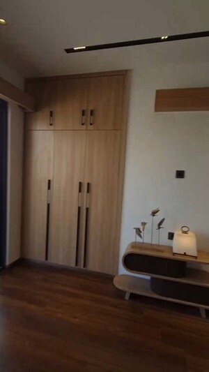 Furnished Amenities in 3.5 BHK Builder Floor at Ardee City, Sector 52 – for Sale