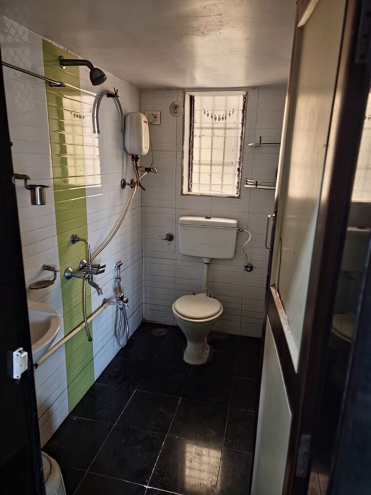 Attached Bathroom, himalaya-ashish-apartment 2 Bedroom 950 Sq.Ft. Apartment In Dombivli West Thane 10228086