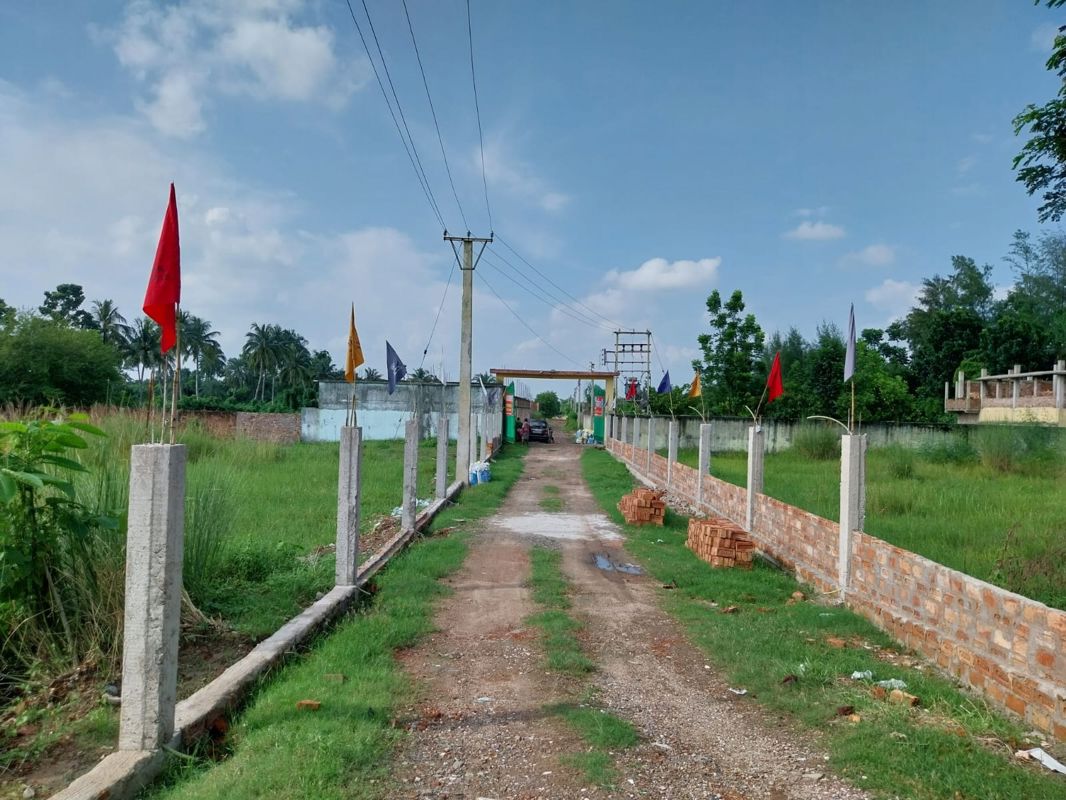 Plot For Sale in Joka