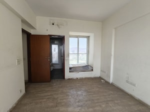 Room in 3 BHK Apartment at The Wadhwa Palm Beach Residency, Nerul Sector 4 – for Sale