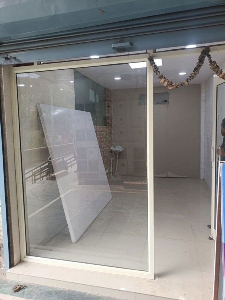 undefined, ip extension 3 Bedroom 1300 Sq.Ft. Apartment In Ip Extension Delhi 10228190