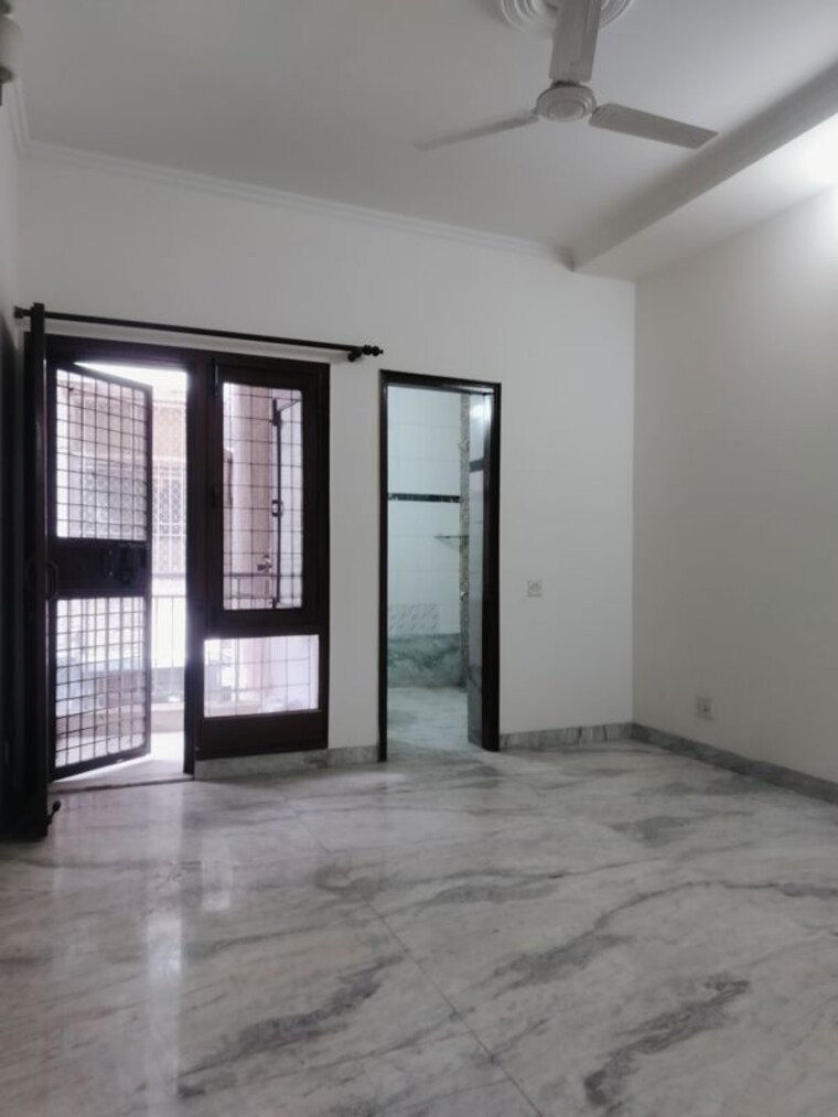 Room, vasant kunj 3 Bedroom 1800 Sq.Ft. Apartment In Vasant Kunj Delhi 10228215