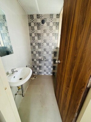 Bathroom in 1 BHK Apartment at Dosti Greater Thane, Kalher – for Sale
