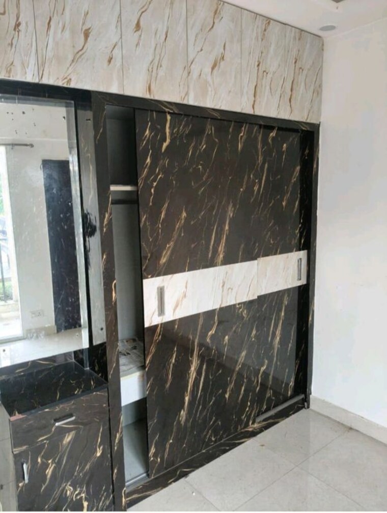 Kitchen, signature-the-serenas 2.5 Bedroom 631 Sq.Ft. Apartment In Sohna Sector 36 Gurgaon 10228223