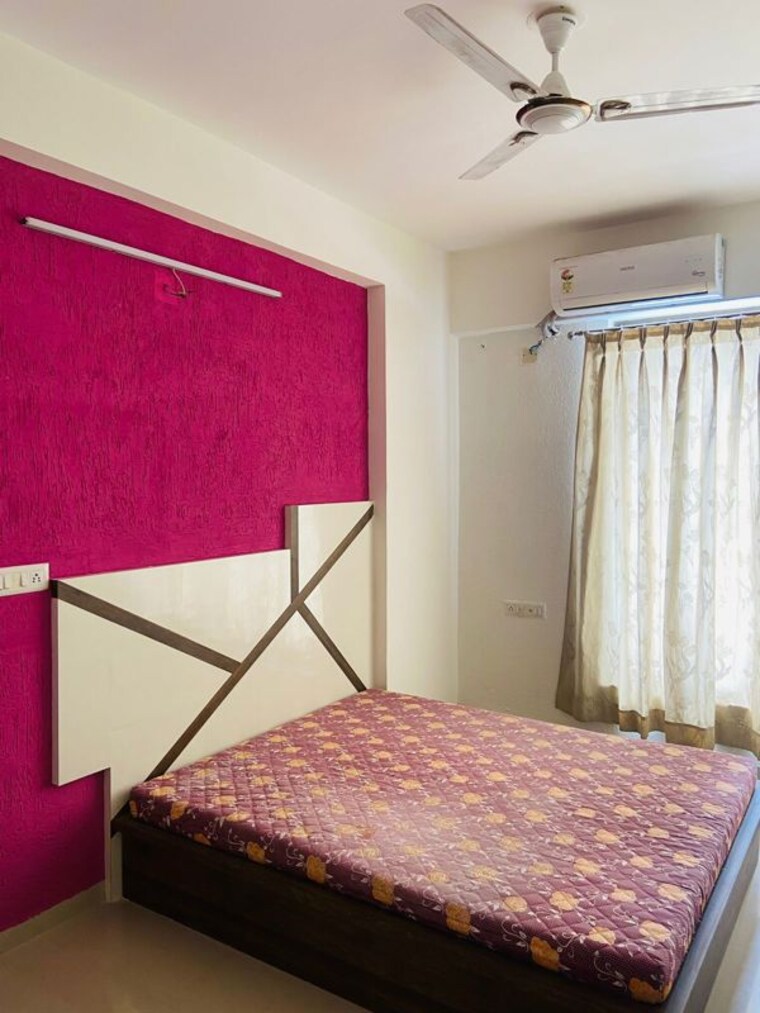 Bedroom, aaryan-gloria 3 Bedroom 1500 Sq.Ft. Apartment In South Bopal Ahmedabad 10228266