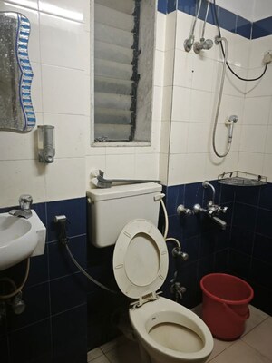 Master Bedroom in 2 BHK Apartment at Divya Stuti CHS, Goregaon East – for Rent