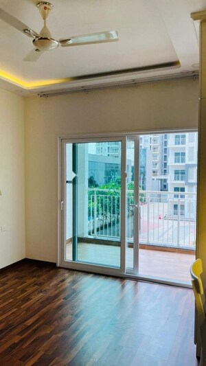 Room in 3 BHK Apartment at L&T Raintree Boulevard, Hebbal – for Rent