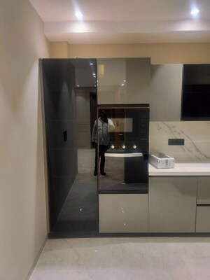 Kitchen in 4 BHK Builder Floor at Dlf Phase ii – for Rent