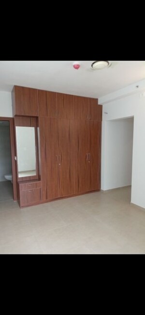 Room in 2 BHK Apartment at Bhartiya City Nikoo Homes II, Thanisandra Main Road – for Rent