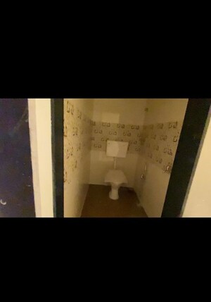 Bathroom in 1 BHK Apartment at Sushanku Avenue 36, Goregaon West – for Rent