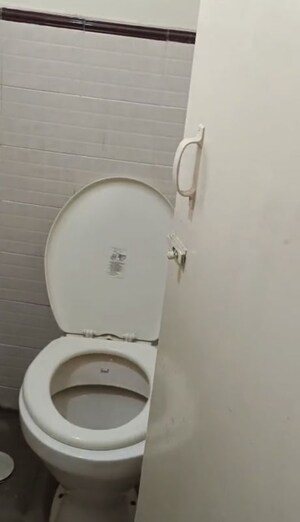 Bathroom in 2 BHK Apartment at Dosti Estates, Wadala East – for Rent