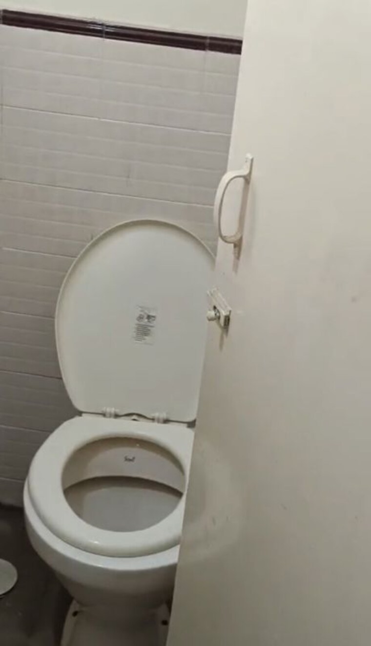 Bathroom, dosti-estates 2 Bedroom 600 Sq.Ft. Apartment In Wadala East Mumbai 10228338