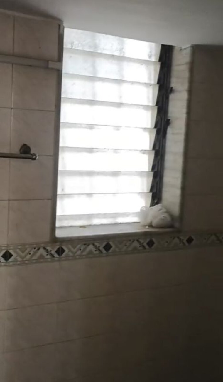 Attached Bathroom, dosti-estates 2 Bedroom 600 Sq.Ft. Apartment In Wadala East Mumbai 10228338