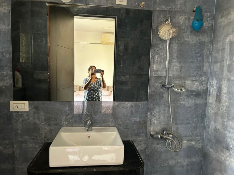 Bathroom, baner 4 Bedroom 2500 Sq.Ft. Apartment In Baner Pune 10228372