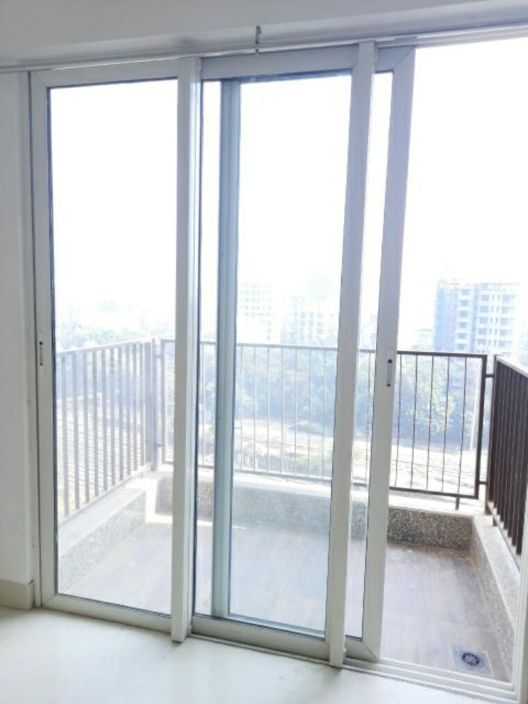 Balcony, runwal-forests 3 Bedroom 985 Sq.Ft. Apartment In Kanjurmarg West Mumbai 10228401
