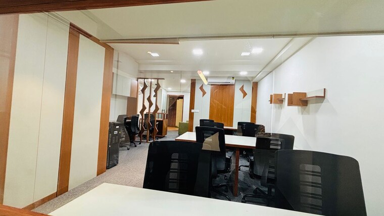 Team Area, bodakdev Commercial Office Space 750 Sq.Ft. In Bodakdev Ahmedabad 10228392