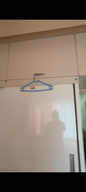 Furnished Amenities in 1.5 BHK Apartment at Shapoorji Pallonji Sarova Complex, Kandivali East – for Rent