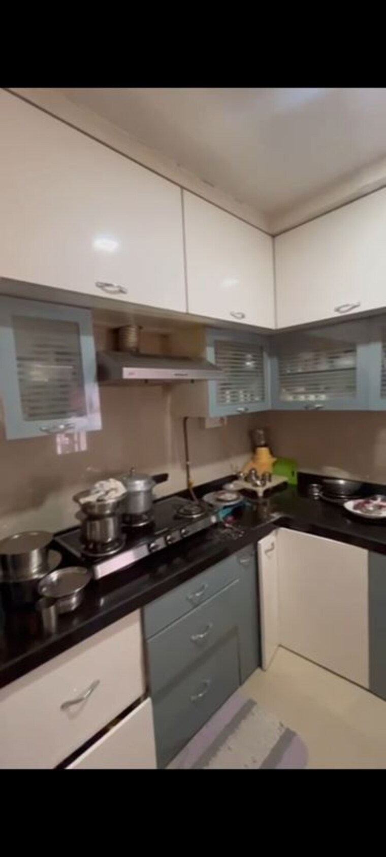 Kitchen, shapoorji-pallonji-sarova-complex 1.5 Bedroom 500 Sq.Ft. Apartment In Kandivali East Mumbai 10228410