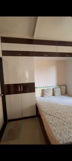 1.5 BHK Apartment For Rent in Shapoorji Pallonji Sarova Complex