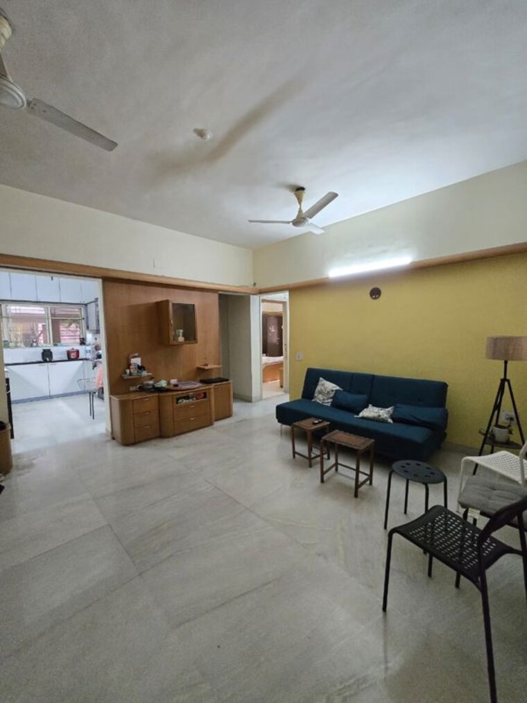 Living Room, ranade-yashodhan 2 Bedroom 1200 Sq.Ft. Apartment In Mayur Colony Pune 10228419