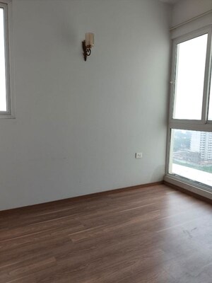 Room in 4 BHK Apartment at Conscient Hines Elevate, Sector 59 – for Sale