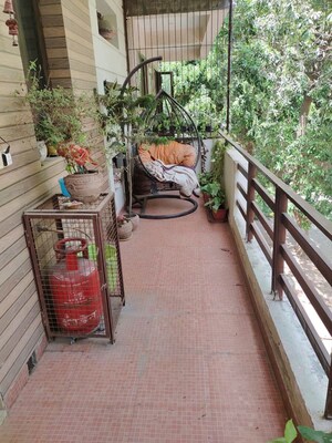 Balcony in 2 BHK Builder Floor at Sushant Lok I – for Rent