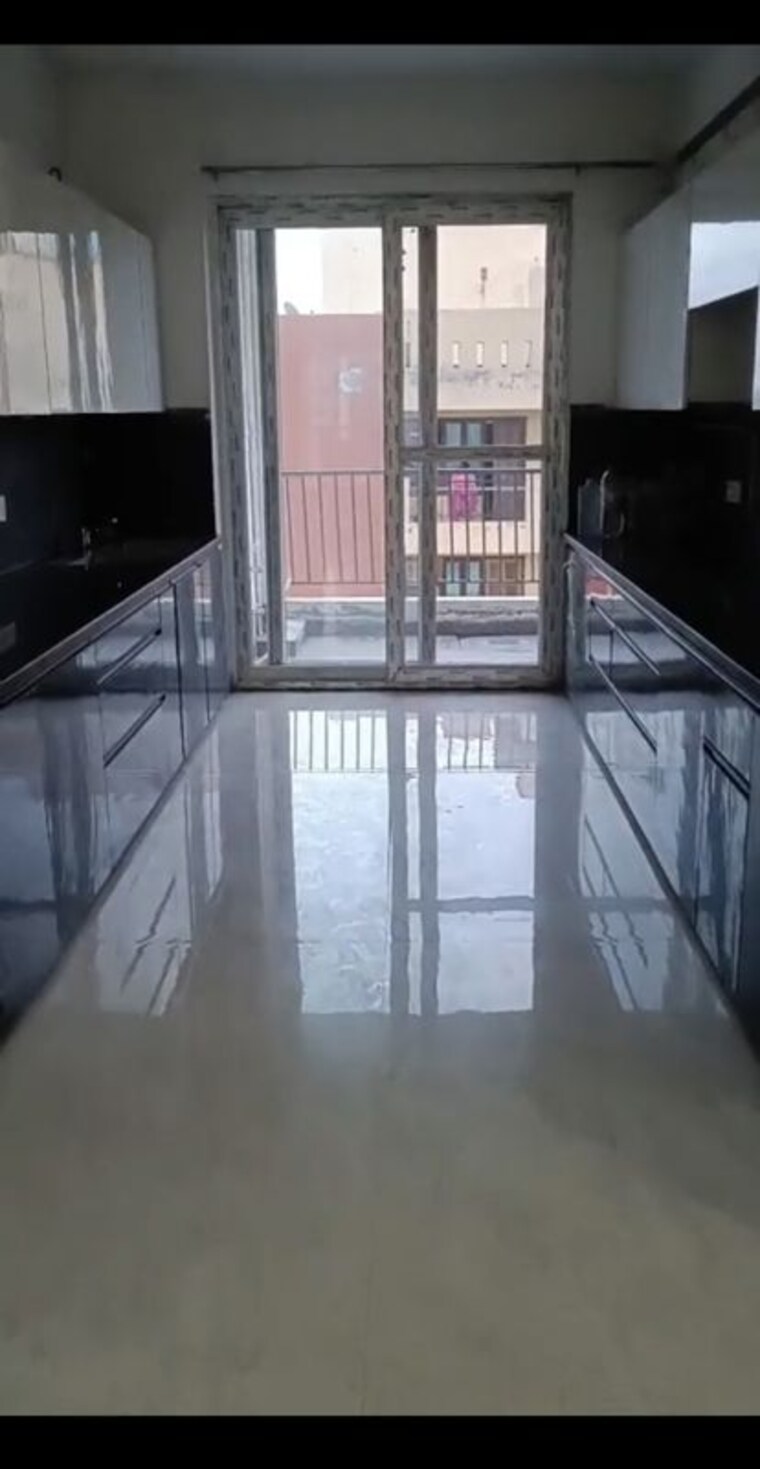 Kitchen, abw-palash-floors 4 Bedroom 3400 Sq.Ft. Apartment In Manesar Sector 1a Gurgaon 10228434