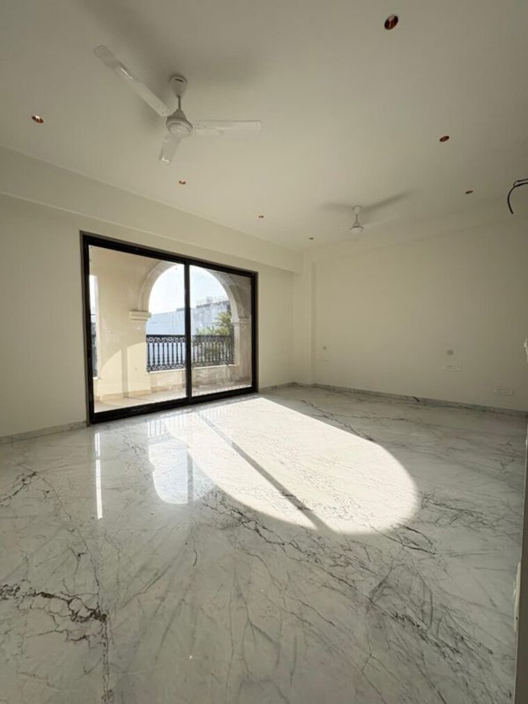 Room, dlf phase ii 4 Bedroom 3200 Sq.Ft. Builder Floor In Dlf Phase ii Gurgaon 10228446