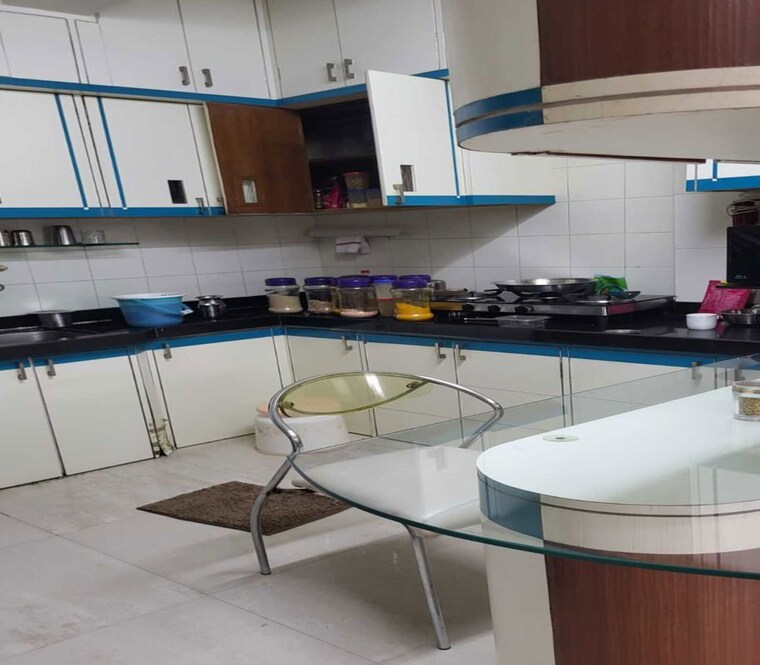 Kitchen, dadar east 1.5 Bedroom 630 Sq.Ft. Apartment In Dadar East Mumbai 10062479