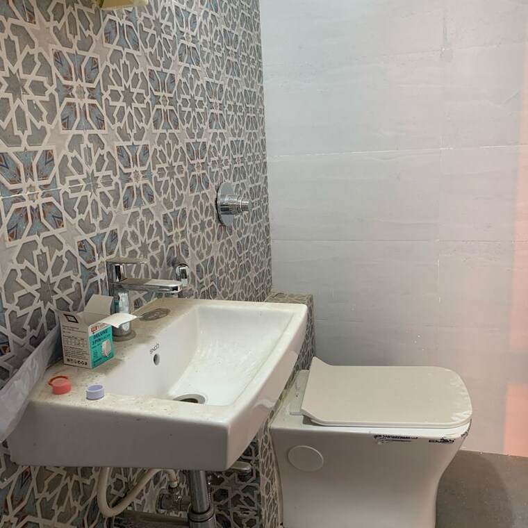 Bathroom, mandapeshwar 3 Bedroom 860 Sq.Ft. Apartment In Mandapeshwar Mumbai 10228497