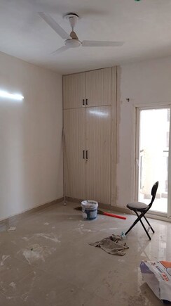 2 BHK Apartment For Rent in Gaur 14th Avenue High Street
