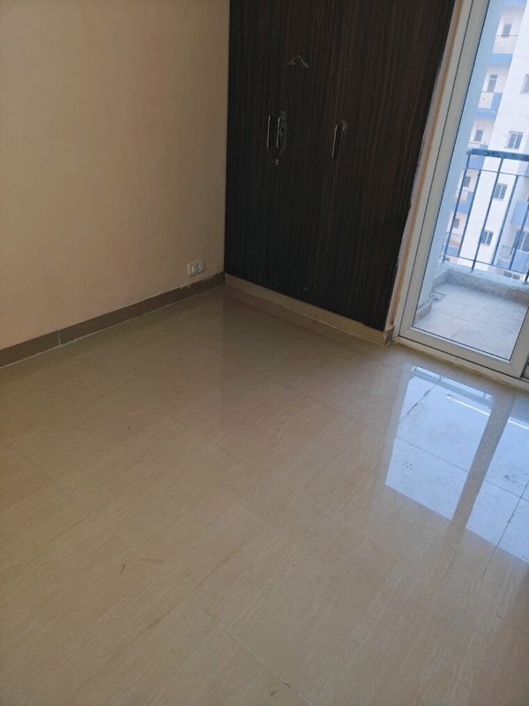 Room, gaur-14th-avenue-high-street 2 Bedroom 1040 Sq.Ft. Apartment In Sector 16c Greater Noida Greater Noida 10228458