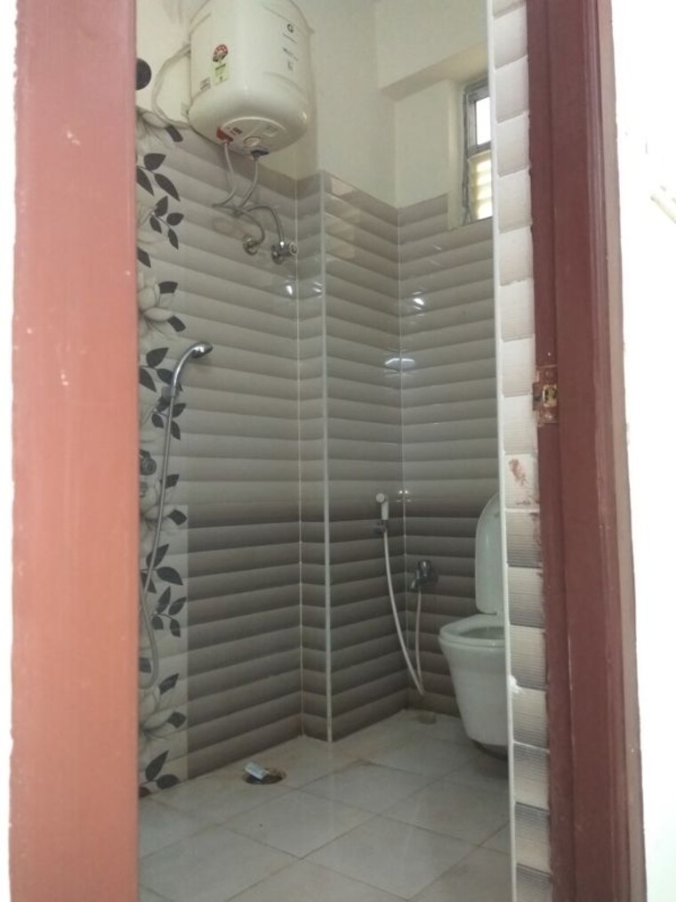 Bathroom, kondapur 2 Bedroom 1200 Sq.Ft. Apartment In Kondapur Hyderabad 10228487