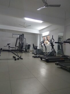 2 BHK + Servant Room Apartment For Rent in Kondapur