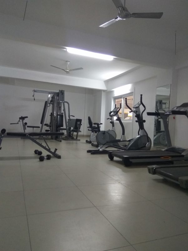 2 BHK + Servant Room Apartment For Rent in Kondapur