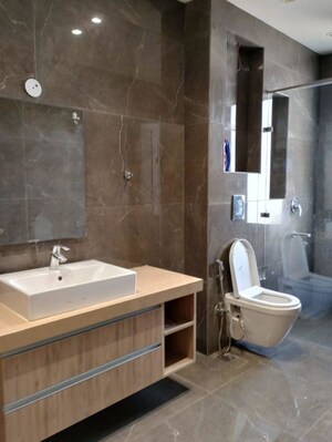 Bathroom in 4 BHK Apartment at DLF The Icon, Dlf Phase V – for Sale