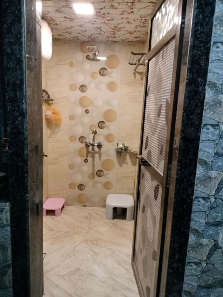 Bathroom, neel-sankalp 1 Bedroom 550 Sq.Ft. Apartment In New Panvel Navi Mumbai 10228649