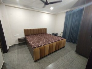 Bedroom in 2 BHK Builder Floor at Dlf Phase V – for Rent