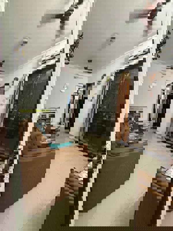 1 BHK 550 Sq.Ft. Apartment in Hyde Park CHS