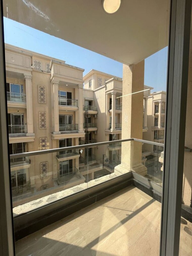 Balcony, signature-global-city 3 Bedroom 1500 Sq.Ft. Apartment In Sector 37d Gurgaon 10228682