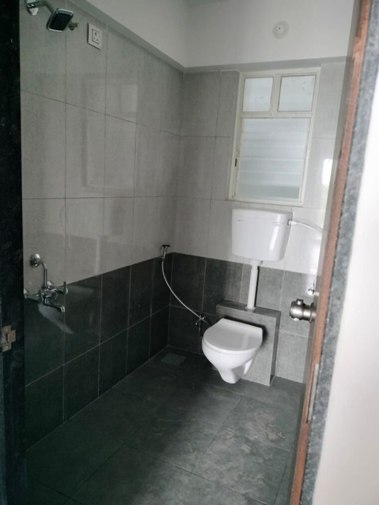 Bathroom, dhanashree-anand 2 Bedroom 1100 Sq.Ft. Apartment In Handewadi Pune 10209036