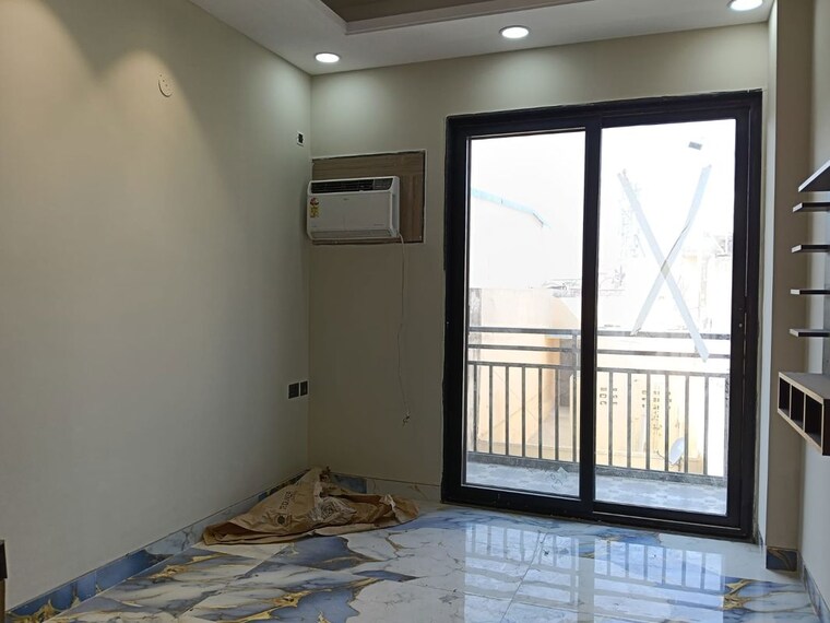Room, amar colony 2 Bedroom 1000 Sq.Ft. Builder Floor In Amar Colony Delhi 10228701