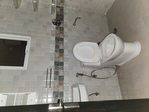 Bathroom in 2.5 BHK Builder Floor at Signature Global Park 4 and 5, Sohna Sector 36 – for Rent