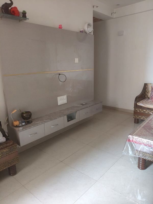 2 BHK Apartment For Rent in Shree Vardhman Green Court