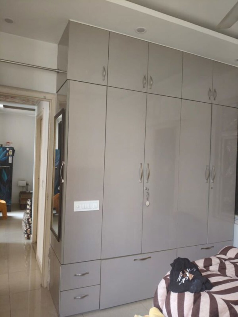 Bathroom, shree-vardhman-green-court 2 Bedroom 690 Sq.Ft. Apartment In Sector 90 Gurgaon 10228748